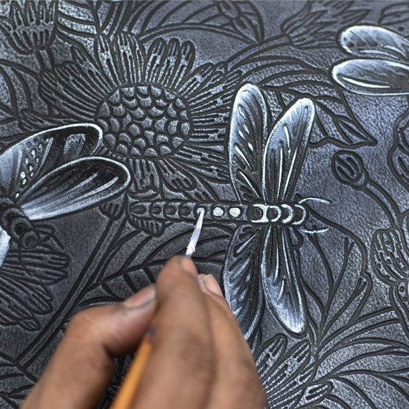 Hand-Painted Genuine Leather Rfid Blocking Crossbody Phone Case - ^_^ - Picture 2 of 6